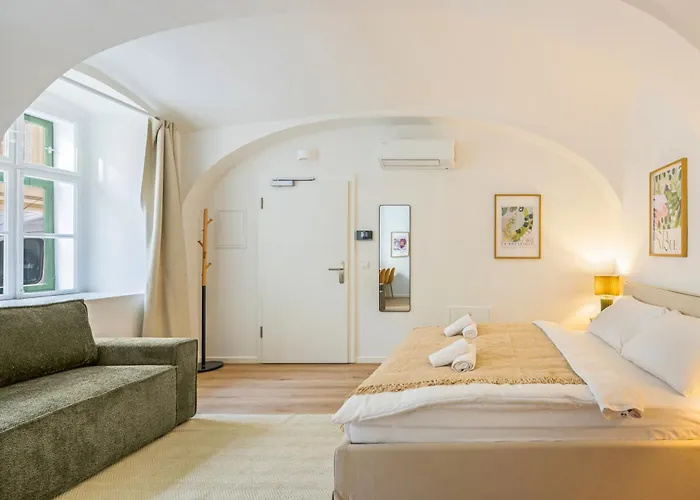 Apartment Floor Heating Air Con Washing Machine Vienna